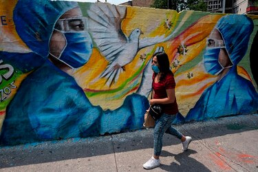 Los pecados originales que prolongan la pandemia en México