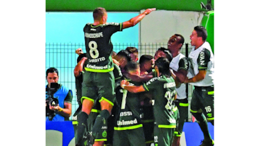 Chapecoense gana en la ida de Recopa