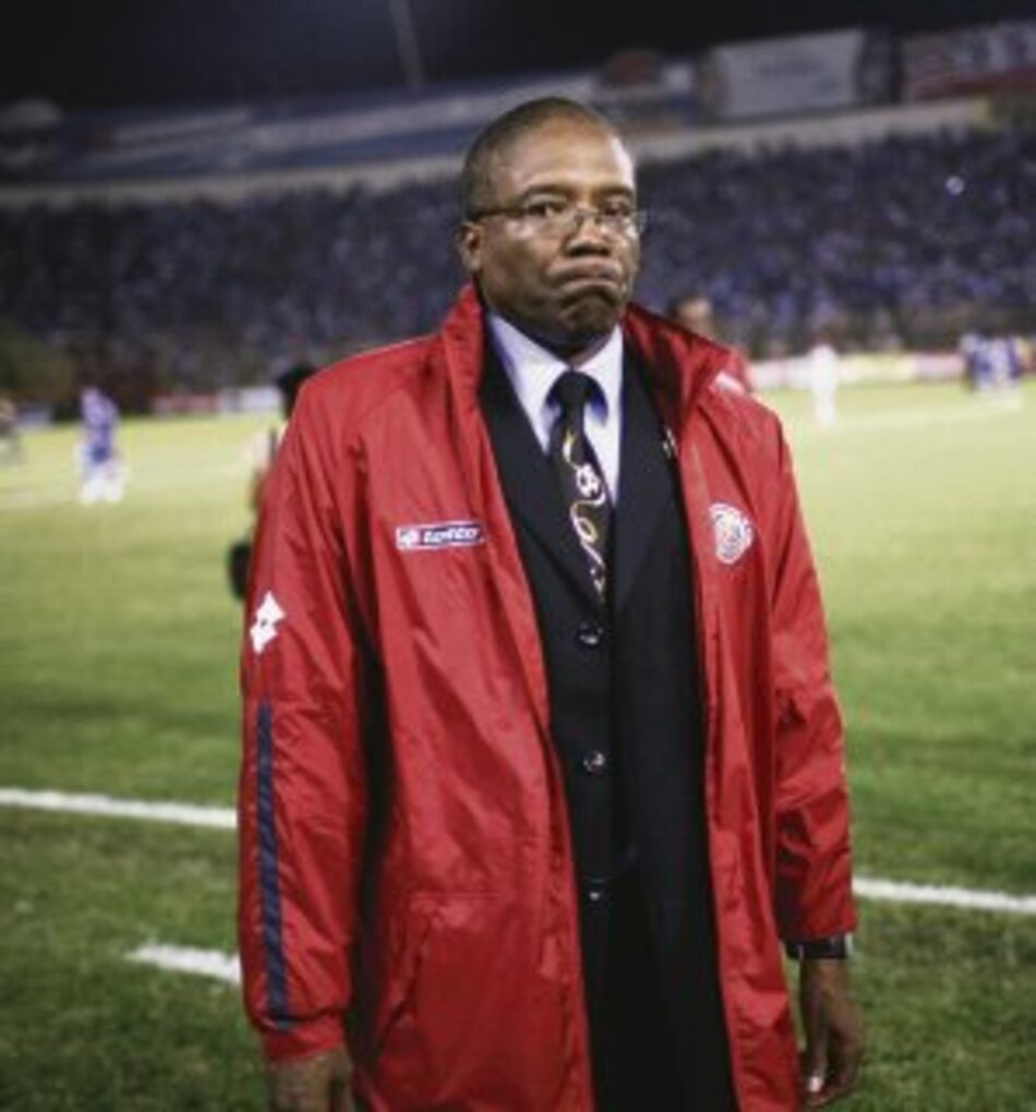 Costa Rica pide la cabeza de Kenton