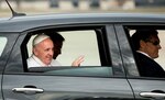 Papa Francisco llega a un Estado Unidos polarizado y dividido