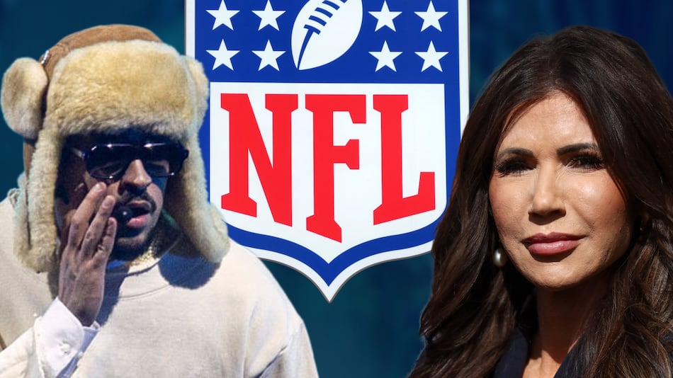 La advertencia de la secretaria de seguridad nacional de Estados Unidos a la NFL por elegir a Bad Bunny para actuar en el Super Bowl: ‘No van a poder dormir en las noches’