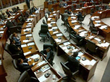 Aprueban en segundo debate regreso de Panamá al Parlacen y ley antitránsfuga