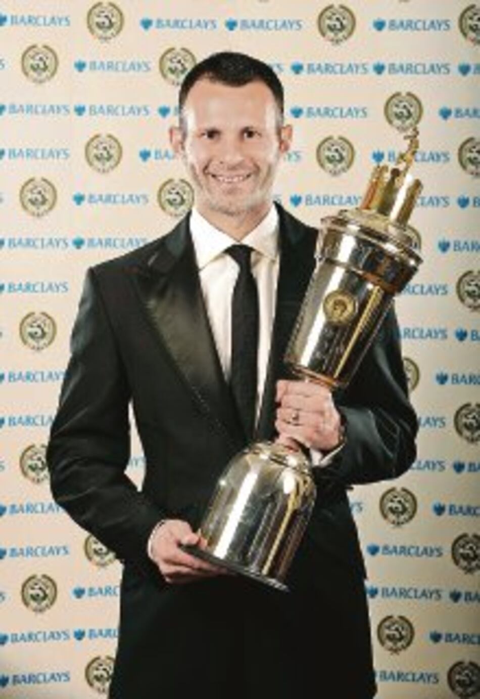 Ryan Giggs, el mejor del año en Inglaterra