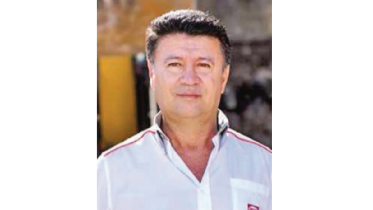 Dinero insospechado para la parentela del exministro Papadimitriu