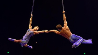 Guy Laliberté, el payaso callejero que reinventó el circo con el Cirque du Soleil y se volvió multimillonario