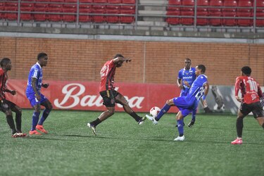 Árabe Unido sigue sin ganar y Sporting rescata un punto; San Francisco lidera en el Oeste