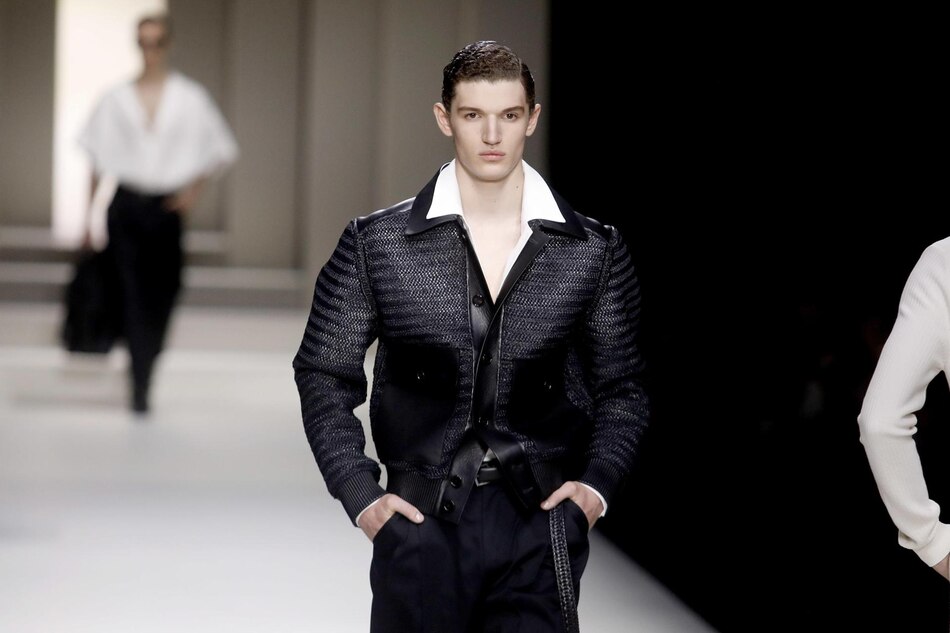 Dolce & Gabbana recuperan los años 50 en su colección para hombre en la pasarela de Milán