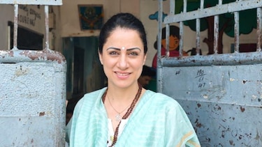 La profesora que se ganó $1 millón por convertir barrios marginales en aulas al aire libre