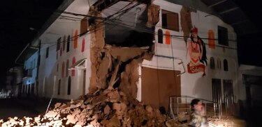 Al menos un muerto y 26 heridos tras sismo de 8 grados en Perú