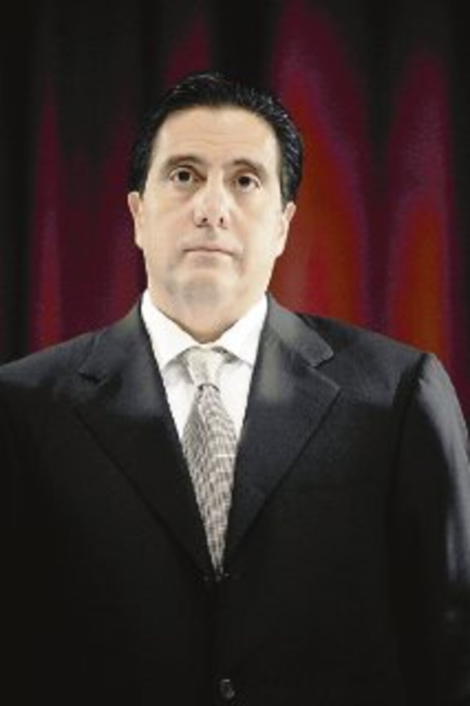 Martín asegura asilo a ex mandatarios