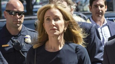 Felicity Huffman es condenada a 14 días de prisión por caso de fraude universitario