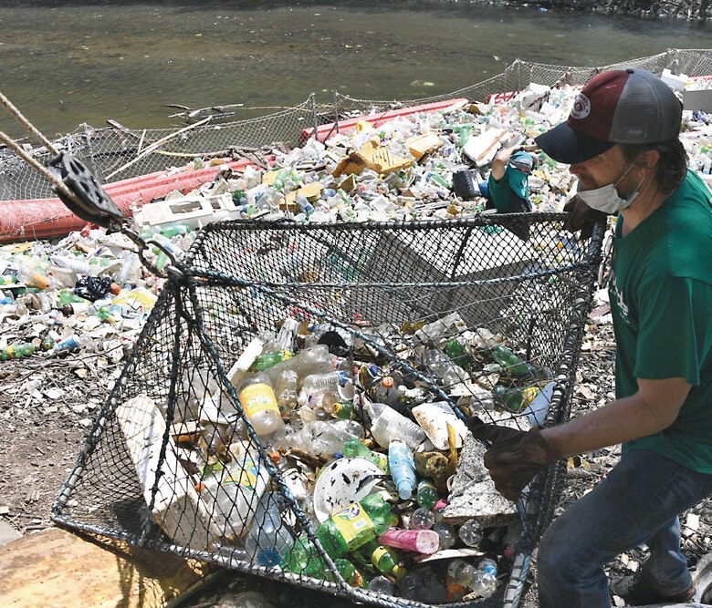 El BoB y un río de basura