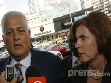 Ex primera dama de la República acude a declarar