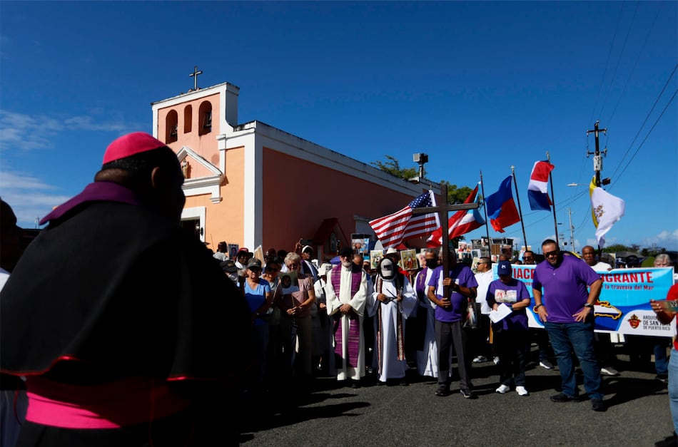 Cientos de personas recuerdan a los migrantes fallecidos en Puerto Rico