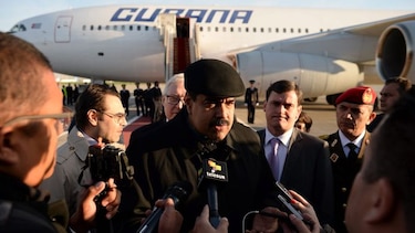 Maduro elogia la 'proeza' soviética al llegar a Moscú para aniversario guerra