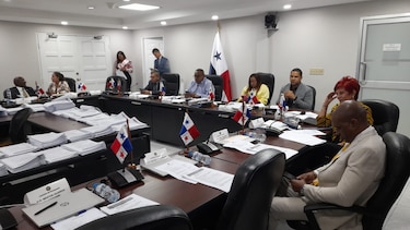 La Comisión de Presupuesto está sesionando. Discute traslados de partida por $161 millones