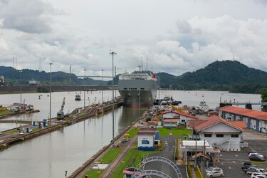 Gabinete aprueba presupuesto del Canal de Panamá para 2023 por $4,652.9 millones