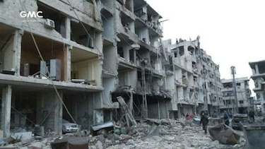 Continúan los bombardeos del régimen sirio antes de un voto en la ONU