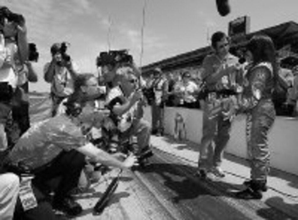 Milka Duno, primera piloto latina en Indianápolis