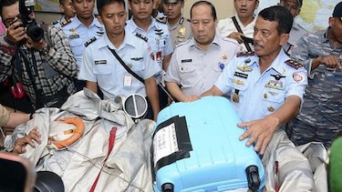 Prioridad: Localizar cajas negras del AirAsia
