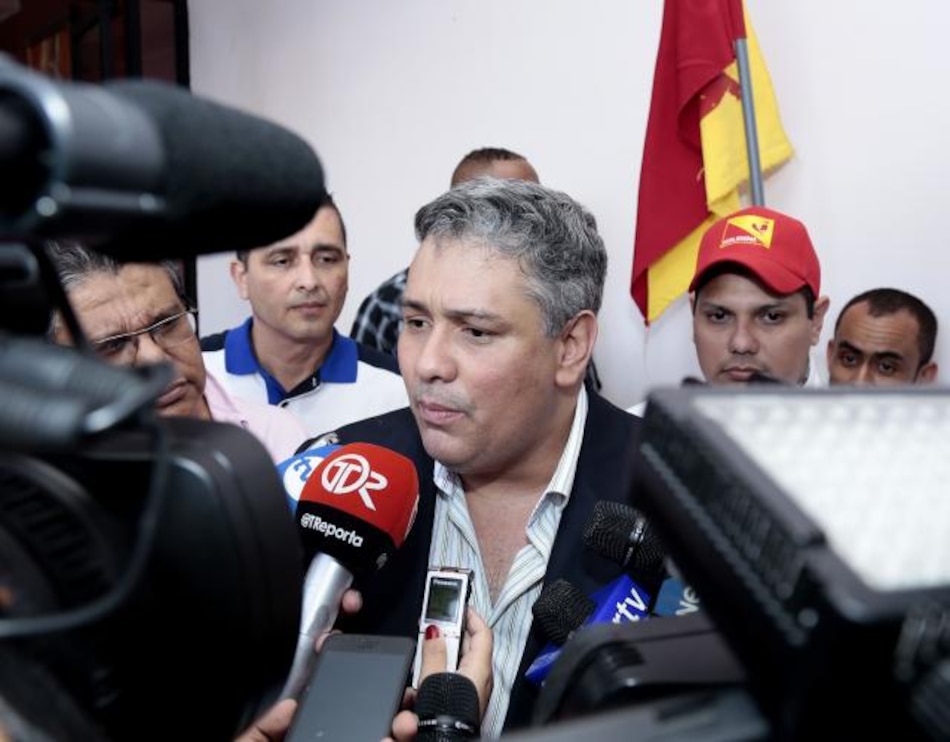 En medio de escándalo, Emilio Somoza renuncia de la Lotería