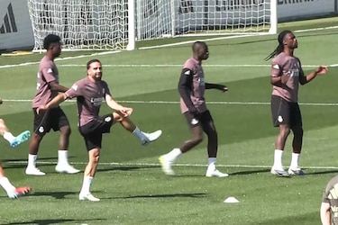 Asencio, Courtois y Rodrygo, únicas bajas en la sesión de Arbeloa antes del Alavés