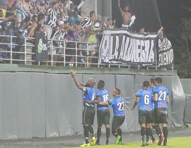 Atlético Veragüense y Tauro empatan 1-1