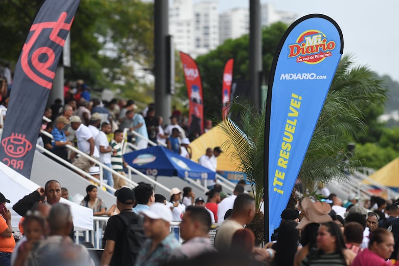 Mulino asiste al Clásico Presidente entre vítores y abucheos