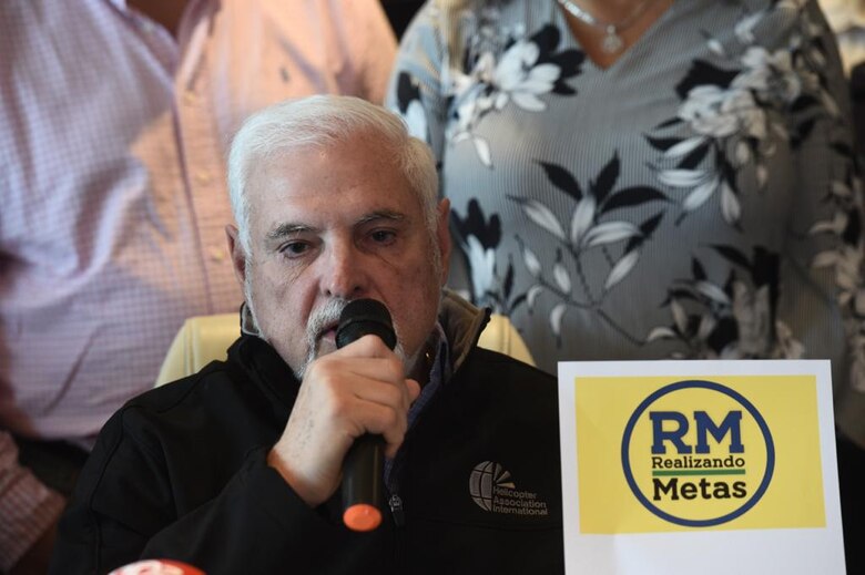 Ricardo Martinelli baraja tres nombres para su nuevo partido político