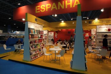 Rousseff crea programa estatal para fomentar la lectura en Brasil