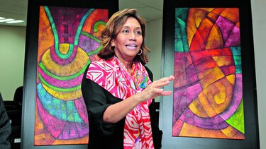 Olga Sinclair se presenta en Los Ángeles