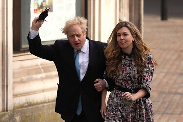 Boris Johnson se casa ‘en secreto’, según la prensa inglesa
