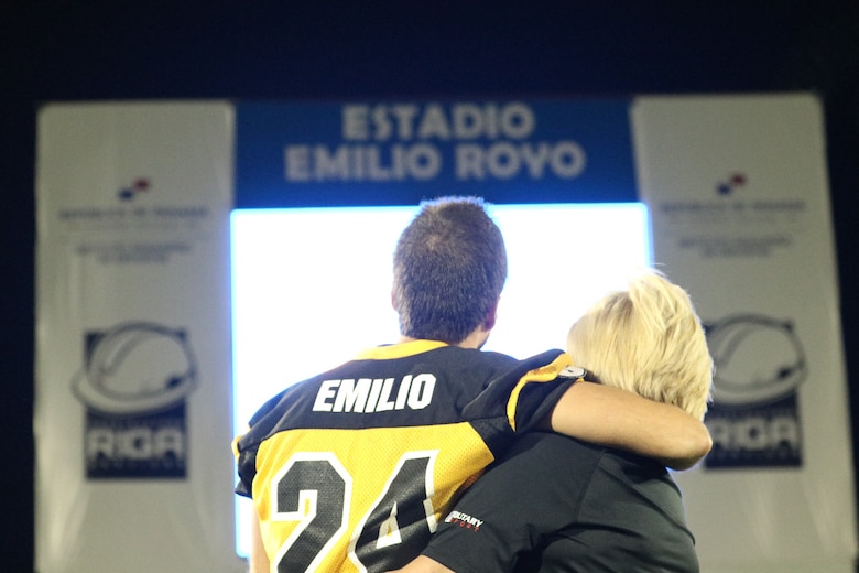 Inauguran el nuevo estadio de ‘football’ americano Emilio Royo