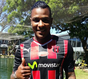 Panameño Harold Cummings, nuevo refuerzo del Alajuelense