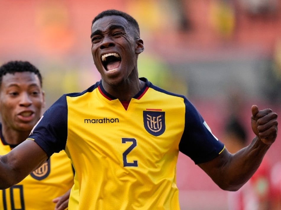Ecuador doblega 2-0 a Paraguay y retoma la senda hacia Catar-2022