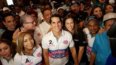 Rómulo Roux arrebata la presidencia de Cambio Democrático a Ricardo Martinelli