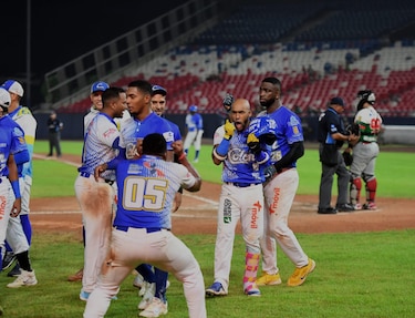 Colón vence a Chiriquí y esta noche se juega el séptimo y decisivo partido de la final