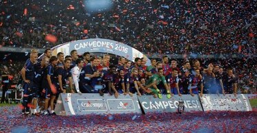 Barcelona vence 3-0 al Sevilla y gana la Supercopa de España