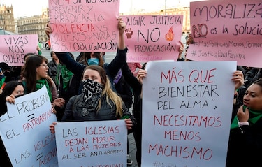 Autoridades mexicanas apoyan inédito ‘paro de mujeres’ contra violencia de género