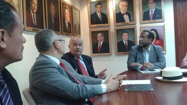 Movimiento universitario entrega carta en Contraloría por caso Fudep
