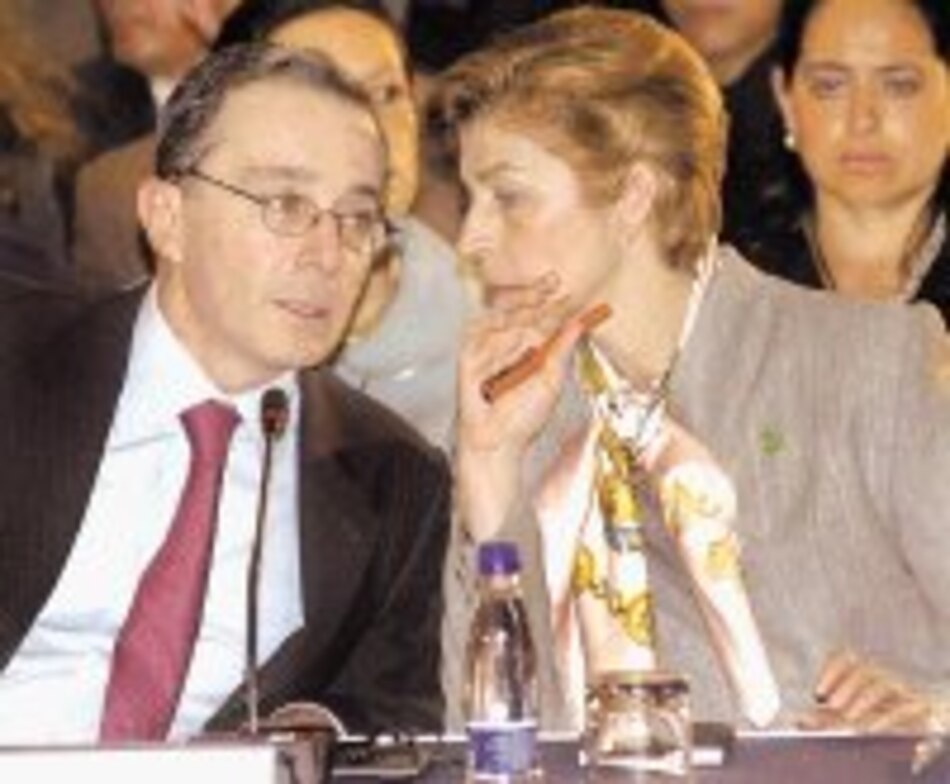 Colombia insistirá en la construcción de carretera