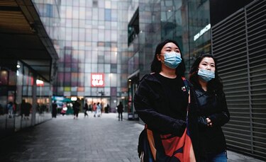 China autoriza tres hijos por pareja frente al envejecimiento de su población