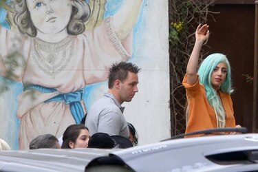 Lady Gaga visita hogar comunitario de niñas en Perú