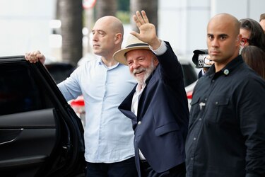Lula dice que se ‘preocupó' por su salud tras la cirugía por una hemorragia intracraneal