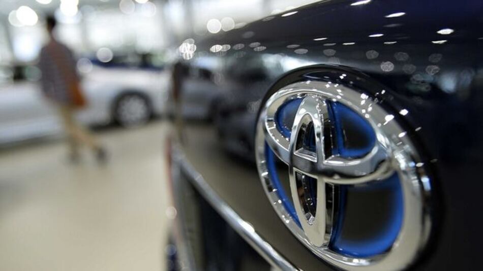 Toyota y Suzuki anuncian alianza financiera