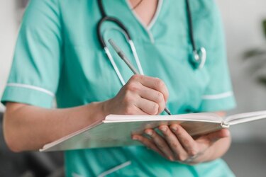 Minsa continúa proceso de contratación de médicos especialistas