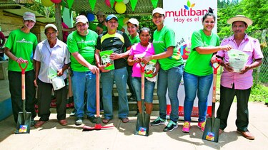 Multibank ilumina la granja El Chileno