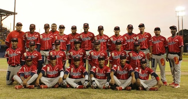 Bateo oportuno le permite a Metro empatar la final del béisbol juvenil