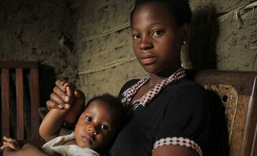 Miles de pobres están detenidos en hospitales