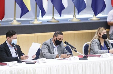Se atrasa discusión en primer debate de reformas a la ley de descentralización